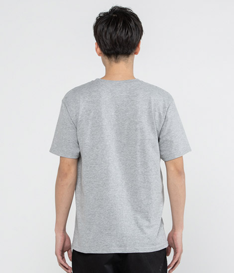 5.0オンス　ベーシックTシャツ（00086-DMT）｜モデル身長180cm　背面